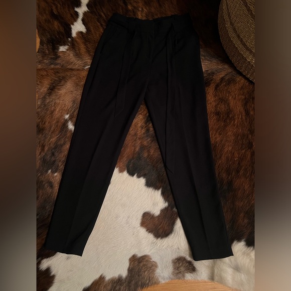 Size 6 high rise ankle pants by Express. Excellent condition! ☺️ - Picture 4 of 11